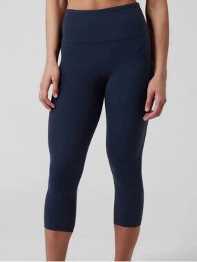 Athleta Elation Capri Navy Leggings NWT Size S